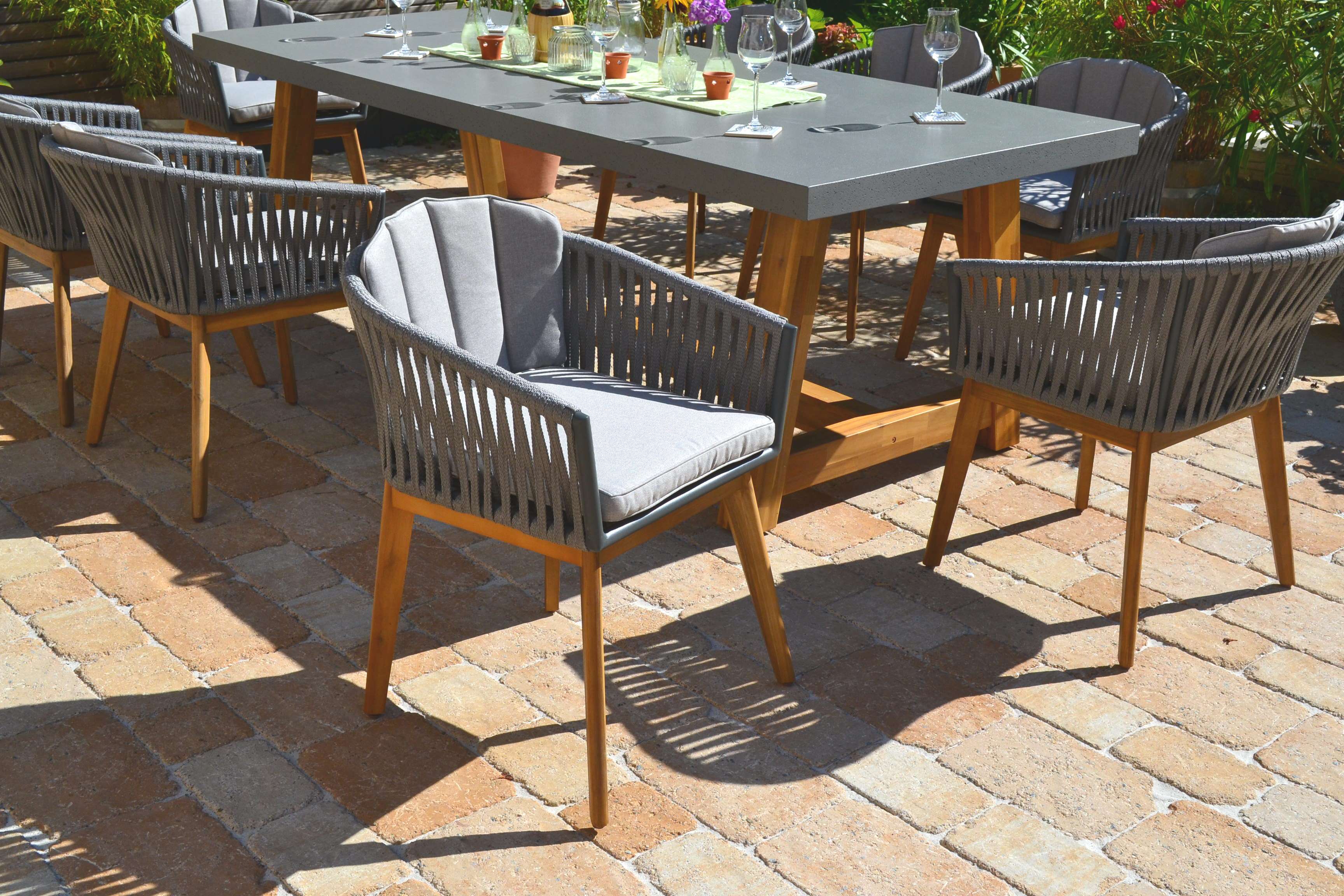 Veltis 250x100 cm Acacia+Polystone XL Tisch + 8 Stühle Salamanca im Seil Design