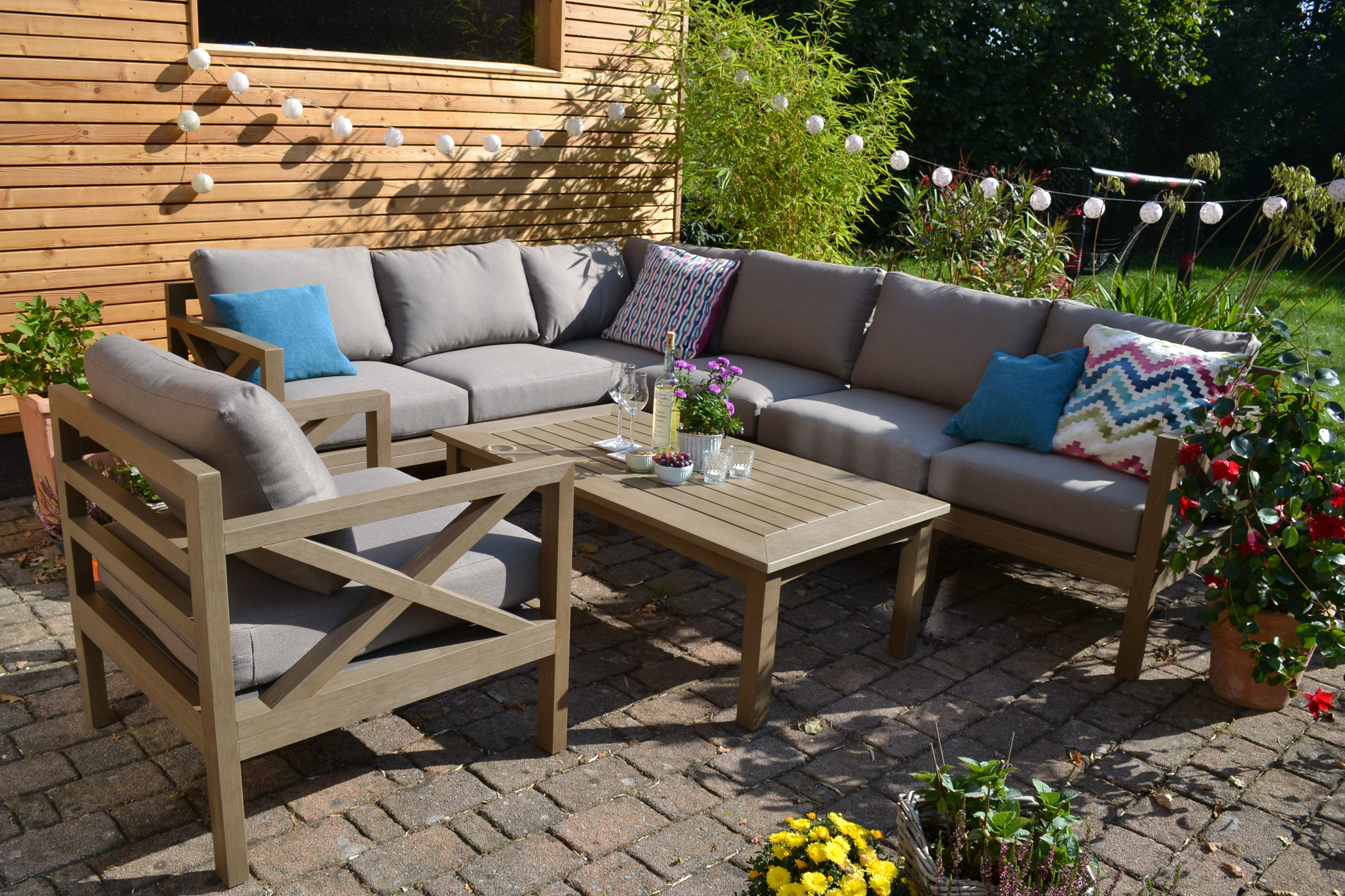 DSC_0717kHzxGXTF2JBJJ Kona Corner Lounge Vintage Teak - Ecklounge + Tisch + Sessel